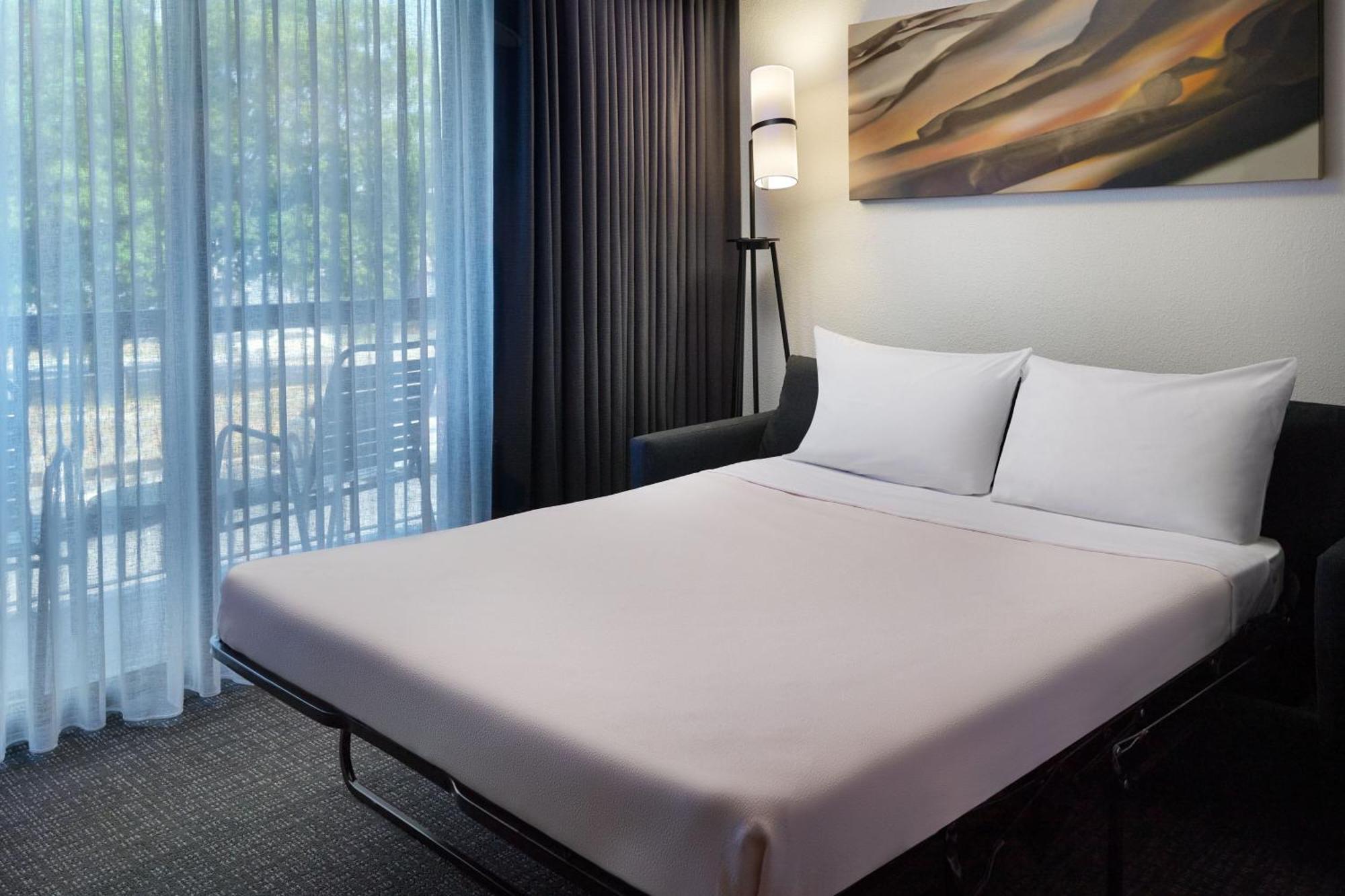 Отель Courtyard By Marriott Огаста Экстерьер фото