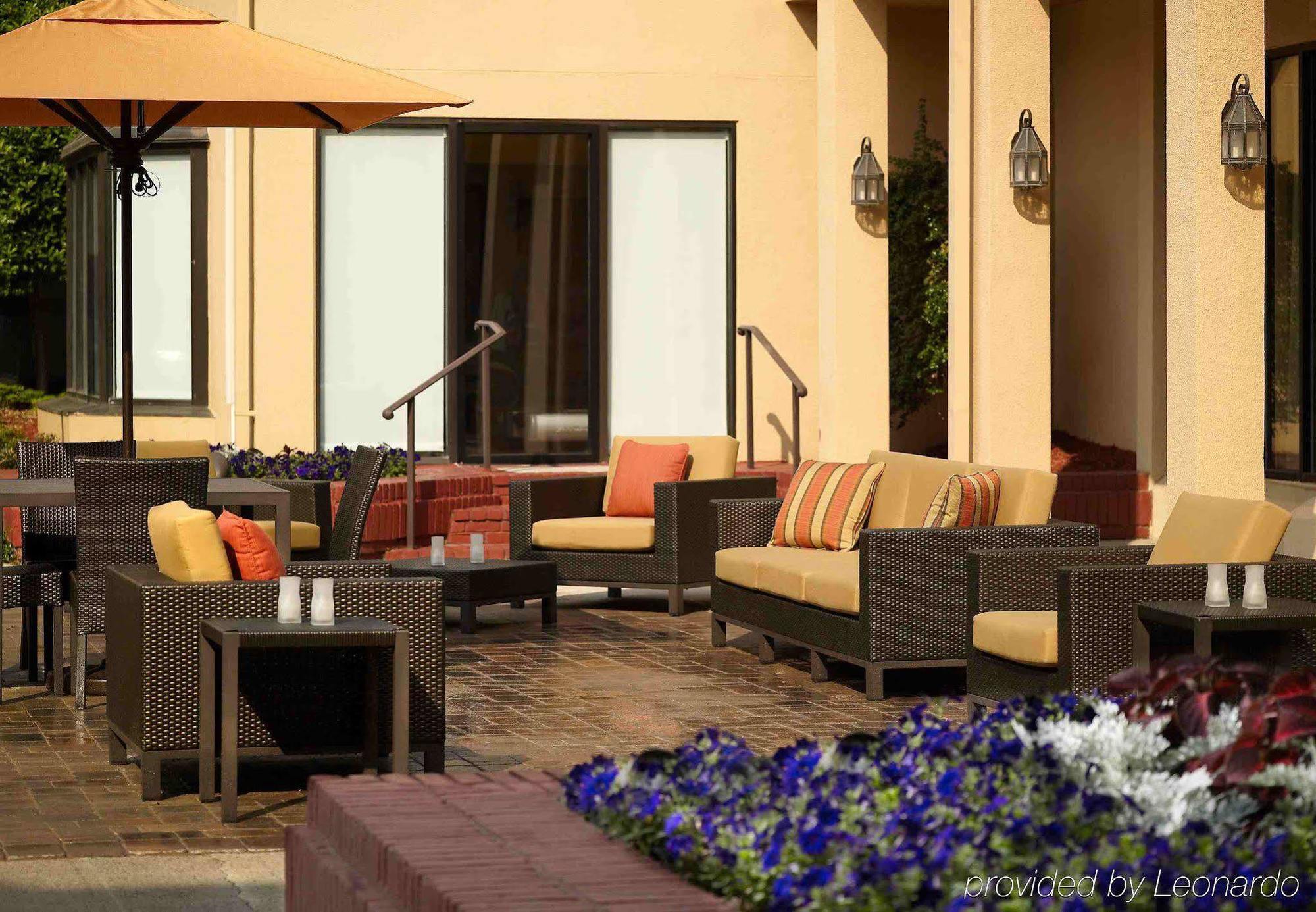 Отель Courtyard By Marriott Огаста Экстерьер фото